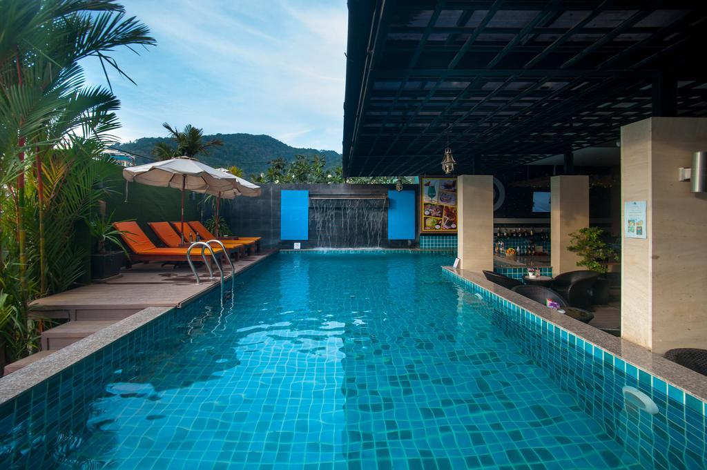 Blue Sky Patong Exterior foto