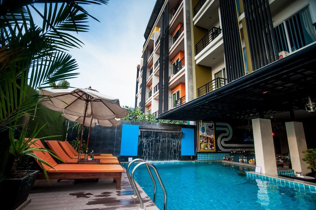 Blue Sky Patong Exterior foto