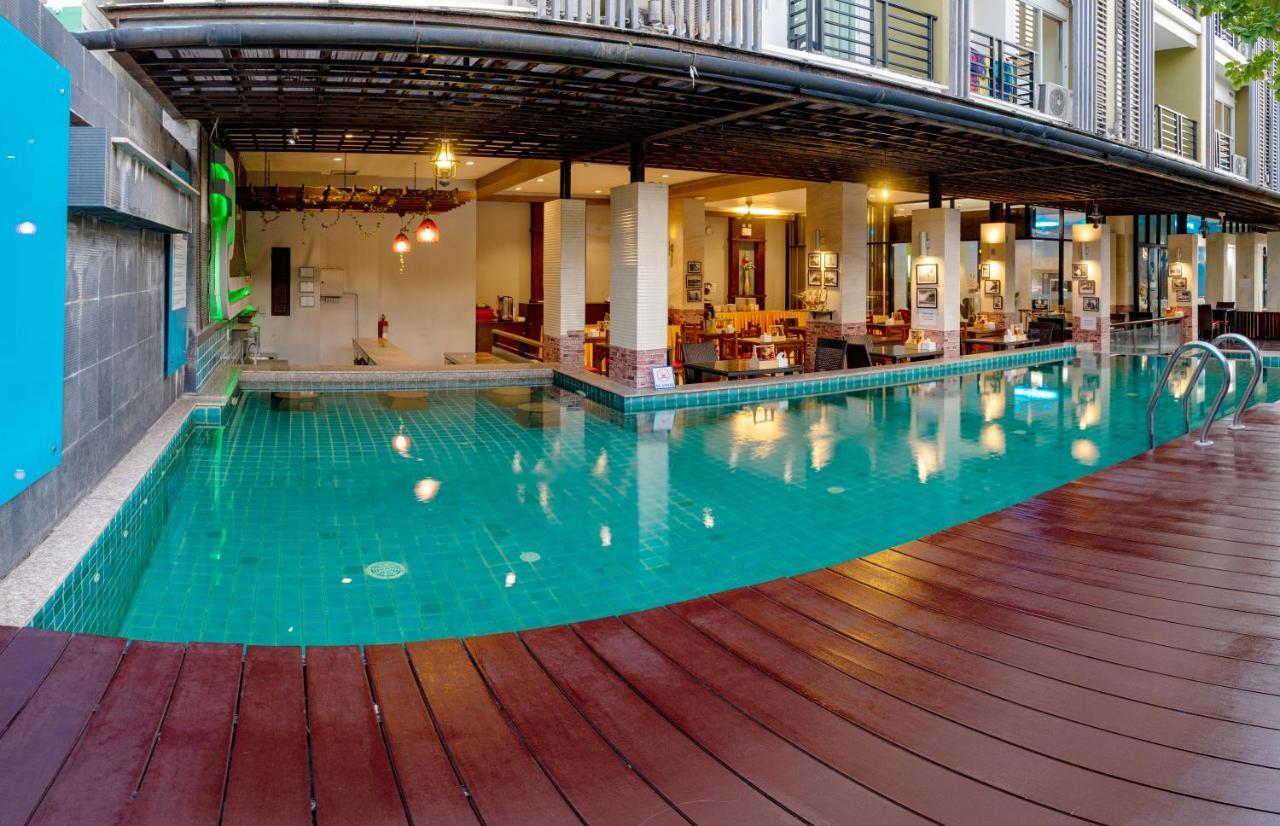 Blue Sky Patong Exterior foto